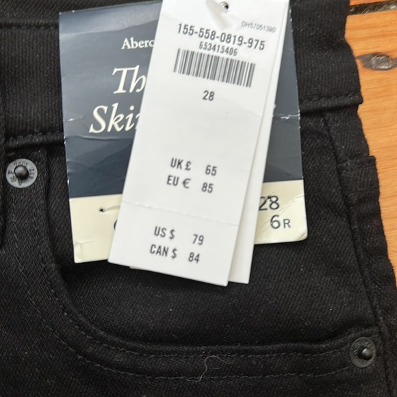 Abercrombie and Fitchburg super skinny jeans - Picture 3 of 3